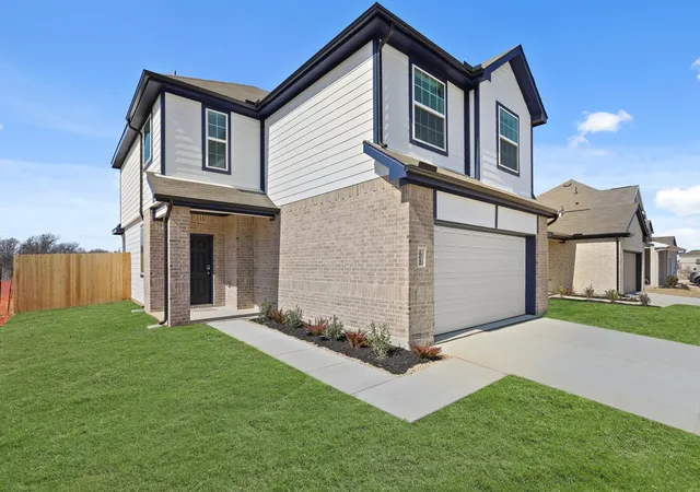Photo 3 of Sale Pending at 10612 Brocket Ln, Crowley, TX 76036 | MLS# 21374690 | Listing updated on 2026-09-10