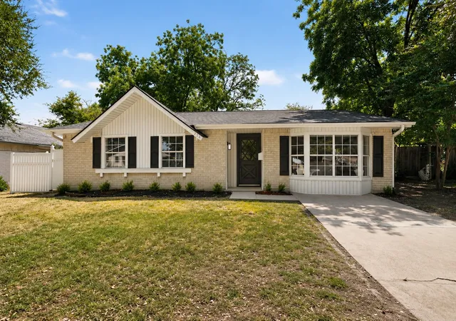 Photo 1 of Single family home for sale at 516 Clover Ln, Garland, TX 75043 | MLS# 21369391 | Listing updated on 2026-09-12