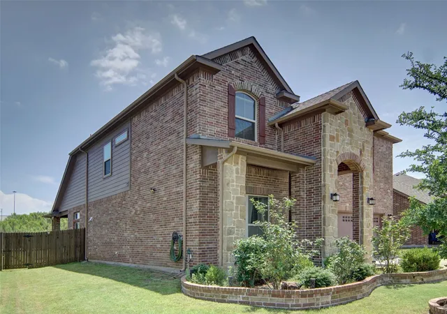 Photo 3 of Single family home for sale at 9828 Tule Lake Rd, Fort Worth, TX 76177 | MLS# 21373564 | Listing updated on 2026-09-13