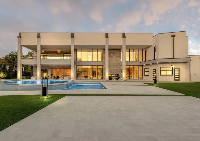 Photo 2 of Mansion for sale at 10011 Lennox Ln, Dallas, TX 75229 | MLS# 21357968 | Listing updated on 2026-09-08