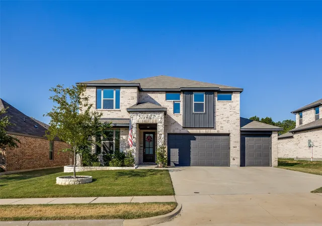 Photo 2 of Single family home for sale at 1813 Marvin Gdns Trl, Anna, TX 75409 | MLS# 21372707 | Listing updated on 2026-09-13