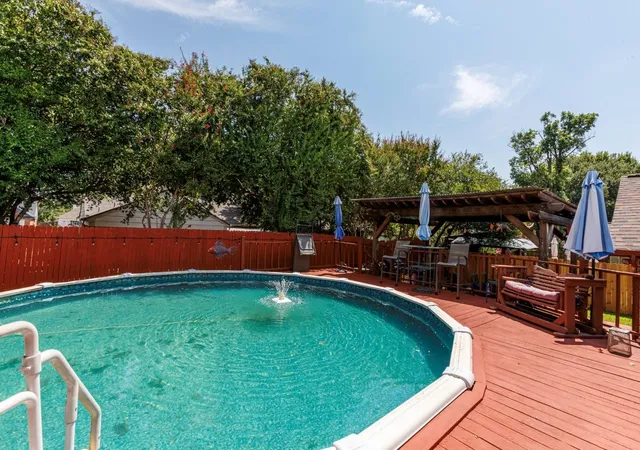 Photo 3 of Single family home for sale at 6912 Lyndale Dr, Watauga, TX 76148 | MLS# 21374877 | Listing updated on 2026-09-23