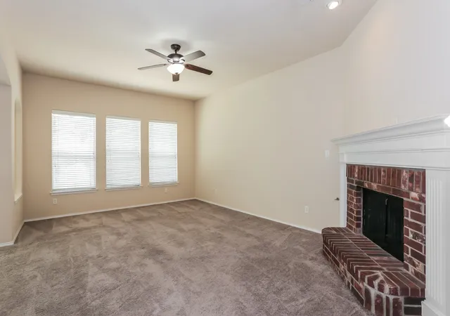 Photo 4 of Sale Pending at 2217 Forest Park Cir, Mansfield, TX 76063 | MLS# 21373813 | Listing updated on 2026-09-20