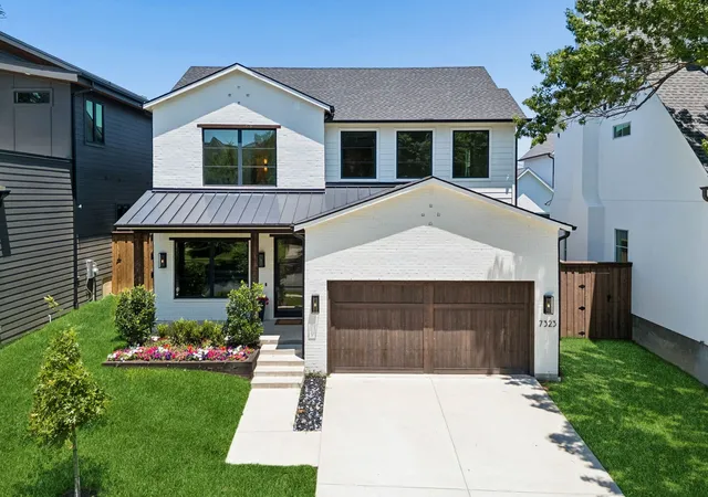 Photo 2 of Single family home for sale at 7323 Casa Loma Ave, Dallas, TX 75214 | MLS# 21373582 | Listing updated on 2026-09-14