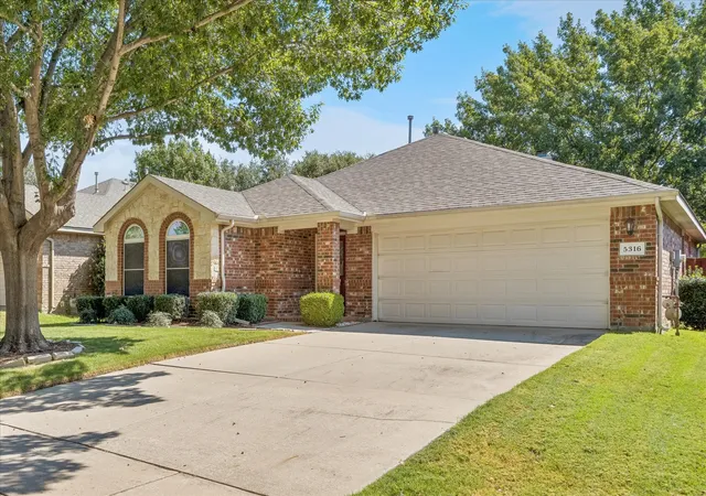 Photo 3 of Sale Pending at 5316 Shepherd Pl, Flower Mound, TX 75028 | MLS# 21373312 | Listing updated on 2026-09-15