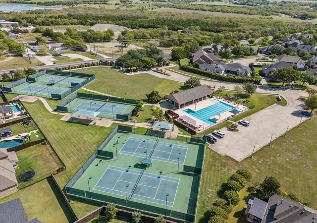 Photo 38 of Single family home for sale at 804 White Buffalo Ln, Rockwall, TX 75032 | MLS# 21374734 | Listing updated on 2026-10-04