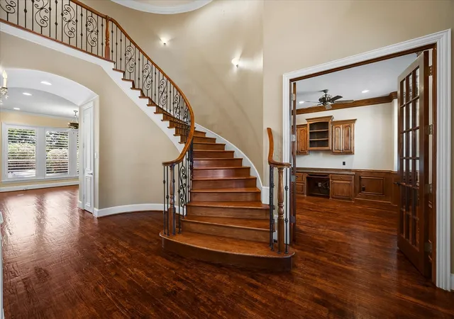 Photo 4 of Single family home for sale at 804 White Buffalo Ln, Rockwall, TX 75032 | MLS# 21374734 | Listing updated on 2026-10-04