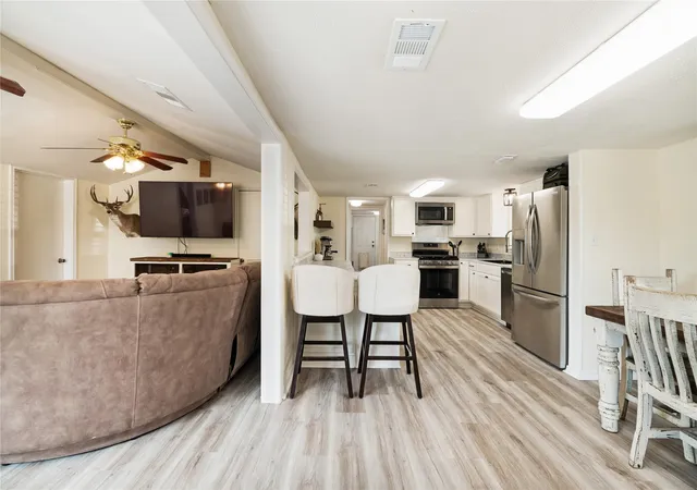 Photo 1 of Single family home for sale at 4232 Farm Rd 196 N, Paris, TX 75462 | MLS# 21373765 | Listing updated on 2026-10-07