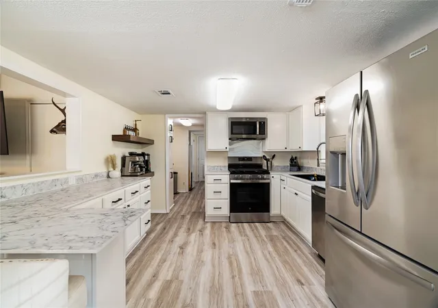 Photo 2 of Single family home for sale at 4232 Farm Rd 196 N, Paris, TX 75462 | MLS# 21373765 | Listing updated on 2026-10-07