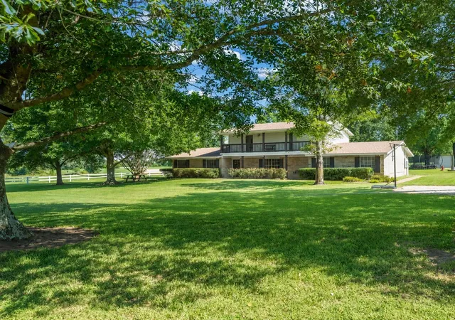 Photo 1 of Single family home for sale at 893 Vz County Rd 4203, Canton, TX 75103 | MLS# 21375027 | Listing updated on 2026-09-24
