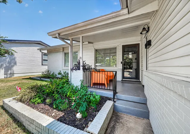 Photo 3 of Single family home for sale at 11214 Sinclair Ave, Dallas, TX 75218 | MLS# 21374552 | Listing updated on 2026-09-14