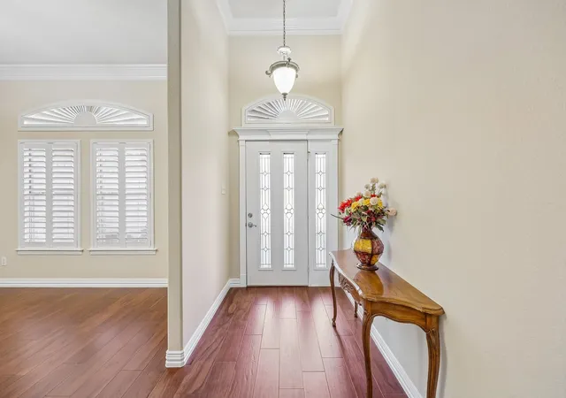 Photo 3 of Single family home for sale at 5409 Wedgefield Rd, Granbury, TX 76049 | MLS# 21374720 | Listing updated on 2026-09-15