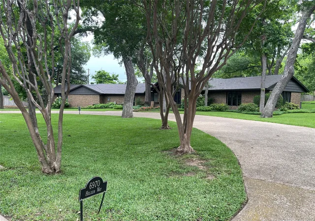 Photo 3 of Condo for sale at 6949 Helsem Way #131, Dallas, TX 75230 | MLS# 21375218 | Listing updated on 2026-09-14