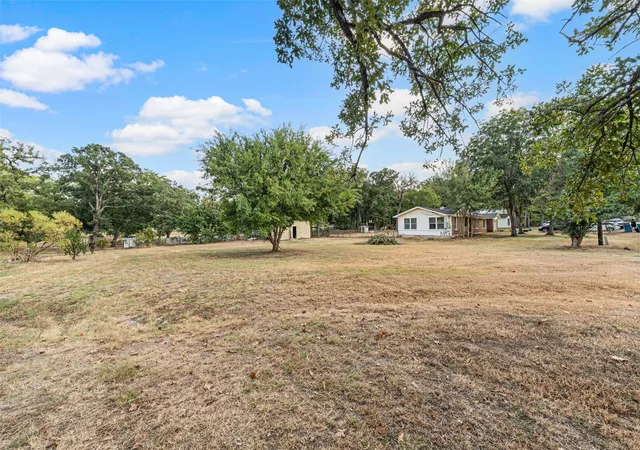 Photo 3 of Single family home for sale at 1311 E Stegall Rd, Robinson, TX 76706 | MLS# 21374928 | Listing updated on 2026-09-09