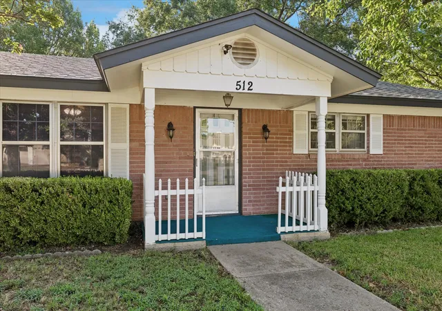 Photo 3 of Single family home for sale at 512 Brown Trl Ct, Hurst, TX 76053 | MLS# 21373689 | Listing updated on 2026-09-14