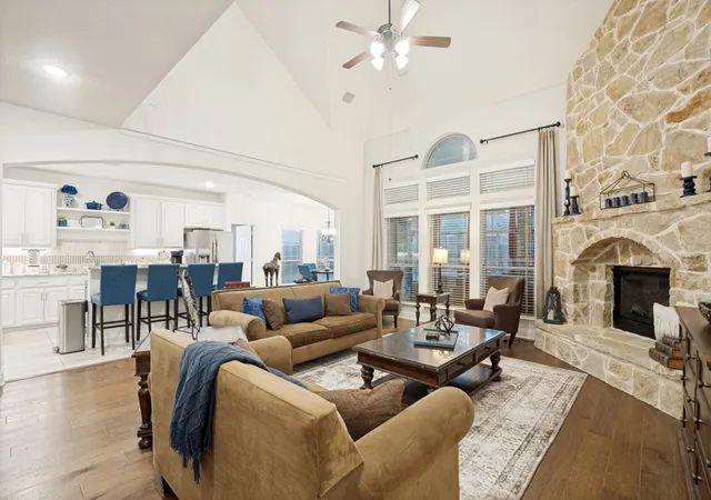 Photo 4 of Sale Pending at 4801 Quantrill Ave, Mansfield, TX 76063 | MLS# 21374780 | Listing updated on 2026-09-29