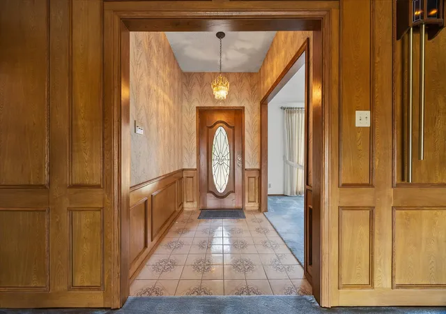 Photo 3 of Single family home for sale at 12 Park Central Cir, Rockwall, TX 75087 | MLS# 21374861 | Listing updated on 2026-09-14