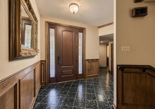 Photo 3 of Single family home for sale at 727 Westwood Dr, Sherman, TX 75092 | MLS# 21373227 | Listing updated on 2026-09-12