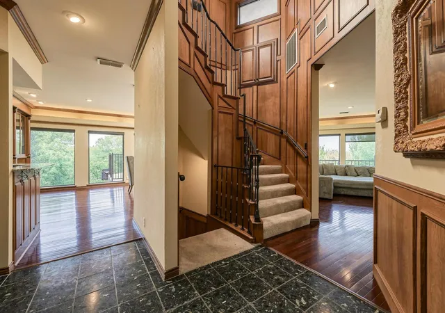 Photo 3 of Single family home for sale at 727 Westwood Dr, Sherman, TX 75092 | MLS# 21373227 | Listing updated on 2026-09-12