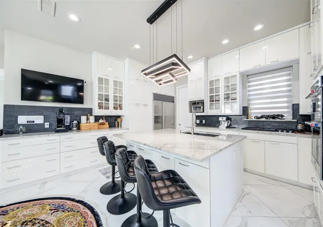Photo 3 of Single family home for sale at 6604 Myrtle Beach Dr, Plano, TX 75093 | MLS# 21373019 | Listing updated on 2026-09-13