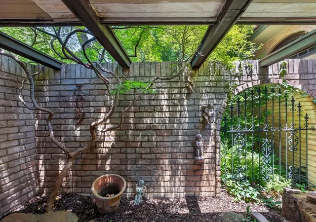 Photo 3 of Single family home for sale at 4204 Ledgeview Rd, Fort Worth, TX 76109 | MLS# 21370824 | Listing updated on 2026-09-13