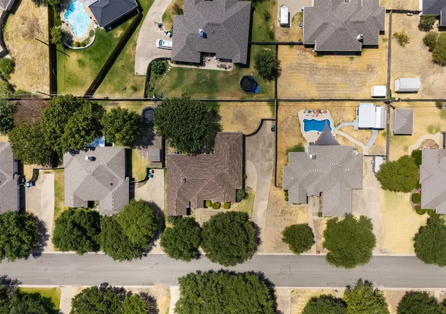 Photo 40 of Single family home for sale at 1209 Heatherwood, Hewitt, TX 76643 | MLS# 21375540 | Listing updated on 2026-10-06