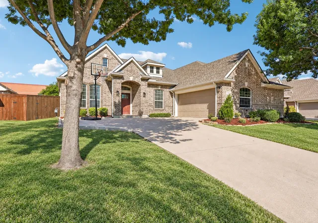 Photo 1 of Single family home for sale at 1211 Windgate Way, Allen, TX 75002 | MLS# 21375411 | Listing updated on 2026-10-03