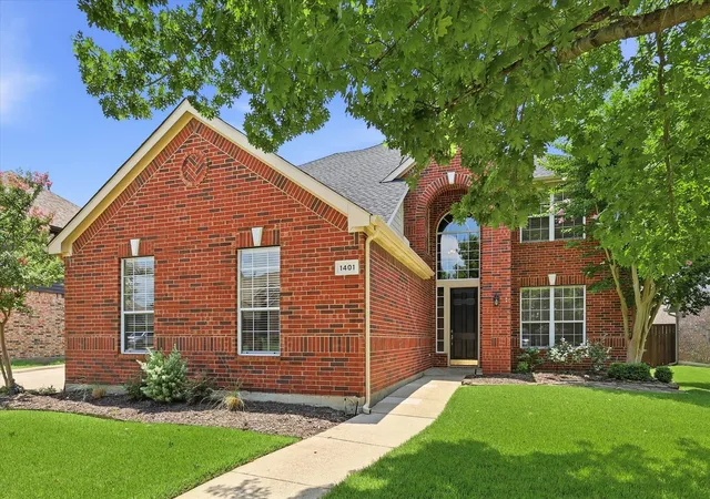 Photo 1 of Single family home for sale at 1401 Big Fls Dr, Flower Mound, TX 75028 | MLS# 21373885 | Listing updated on 2026-09-12