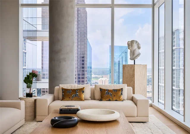 Photo 3 of Condo for sale at 1747 Leonard St #2301, Dallas, TX 75201 | MLS# 21374963 | Listing updated on 2026-09-12