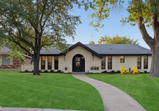 Photo 2 of Single family home for sale at 2133 Oak Valley Ln, Dallas, TX 75232 | MLS# 21375611 | Listing updated on 2026-10-03
