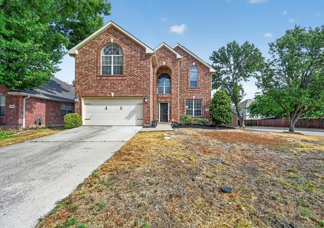 Single family home for sale at 9300 Bedford Ln, McKinney, TX 75071 | MLS# 21374108