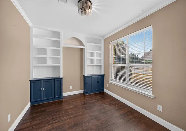 Photo 4 of Single family home for sale at 9300 Bedford Ln, Mc Kinney, TX 75071 | MLS# 21374108 | Listing updated on 2026-09-12