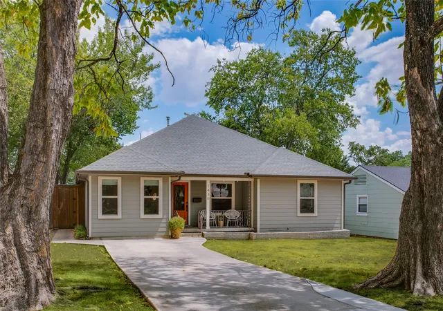 Photo 3 of Single family home for sale at 1436 S Marlborough Ave, Dallas, TX 75208 | MLS# 21367799 | Listing updated on 2026-09-13