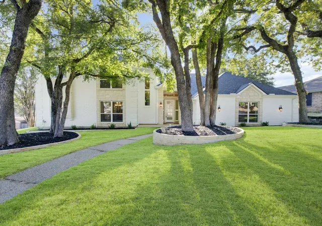 Photo 1 of Single family home for sale at 801 Highwoods Trl, Fort Worth, TX 76112 | MLS# 21375810 | Listing updated on 2026-09-12