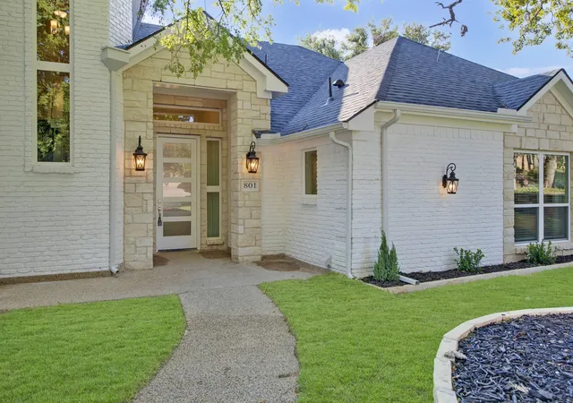 Photo 3 of Single family home for sale at 801 Highwoods Trl, Fort Worth, TX 76112 | MLS# 21375810 | Listing updated on 2026-09-12