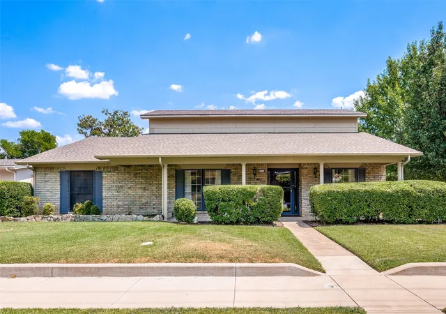Photo 1 of Single family home for sale at 2500 Nottingham Dr, Denton, TX 76209 | MLS# 21374242 | Listing updated on 2026-09-13