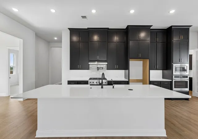 Photo 4 of Single family home for sale at 212 Bee Balm Rd, Mc Kinney, TX 75071 | MLS# 21375778 | Listing updated on 2026-09-09