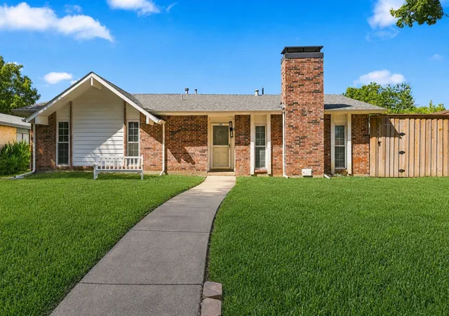 Photo 1 of Single family home for sale at 1405 Wind Cave Cir, Plano, TX 75023 | MLS# 21375870 | Listing updated on 2026-09-14