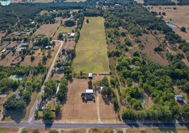 Photo 3 of Sale Pending at 17450 Fm 2613, Kemp, TX 75143 | MLS# 21364622 | Listing updated on 2026-10-07