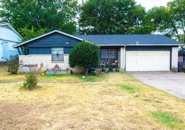 Photo 1 of Single family home for sale at 6931 Sweet Sue Ln, Dallas, TX 75241 | MLS# 21374653 | Listing updated on 2026-09-14