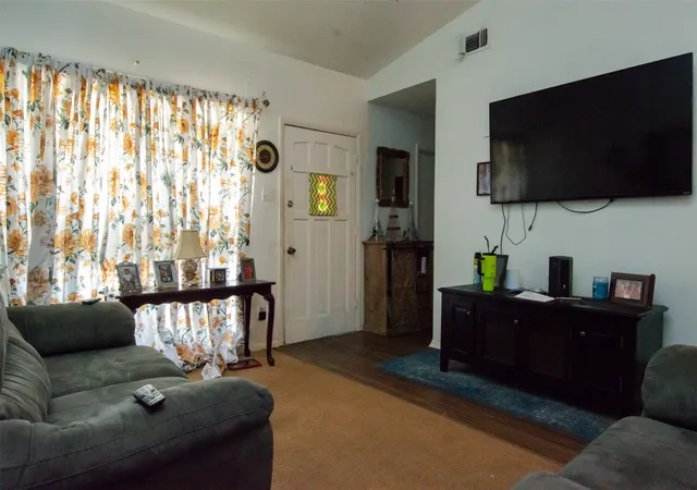 Photo 2 of Single family home for sale at 6931 Sweet Sue Ln, Dallas, TX 75241 | MLS# 21374653 | Listing updated on 2026-09-14