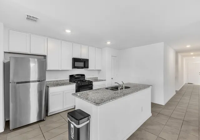 Photo 4 of Single family home for sale at 7721 Skier Dr, Mc Kinney, TX 75071 | MLS# 21374746 | Listing updated on 2026-09-28