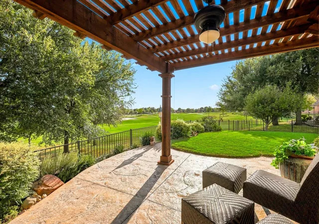 Photo 2 of Single family home for sale at 7061 Bay Hl Dr, Frisco, TX 75036 | MLS# 21368671 | Listing updated on 2026-10-02