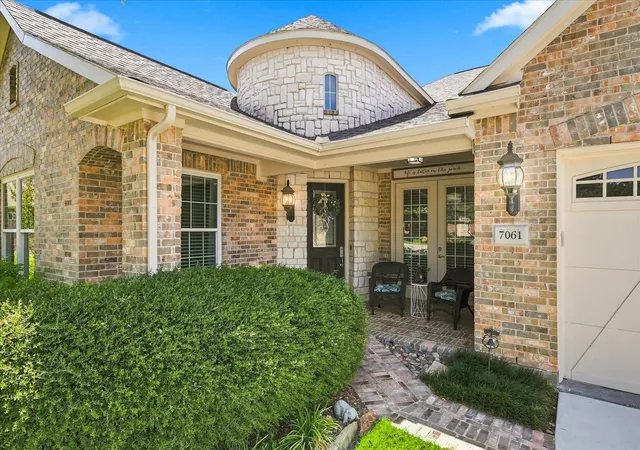Photo 3 of Single family home for sale at 7061 Bay Hl Dr, Frisco, TX 75036 | MLS# 21368671 | Listing updated on 2026-10-02