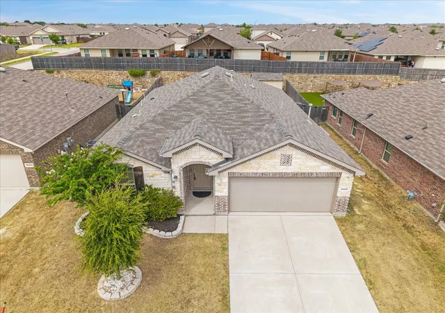 Photo 3 of Single family home for sale at 14437 Leadrope Cir, Haslet, TX 76052 | MLS# 21369980 | Listing updated on 2026-09-28