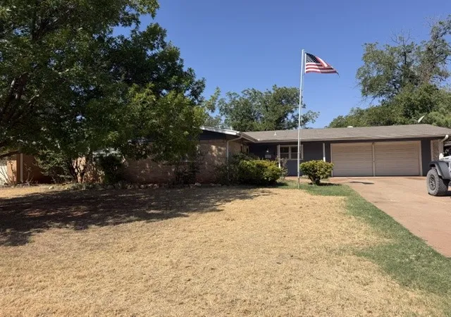 Photo 1 of Single family home for sale at 1414 N Willis St, Abilene, TX 79603 | MLS# 21376125 | Listing updated on 2026-10-06