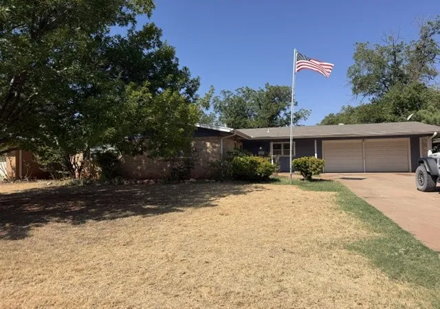 Photo 2 of Single family home for sale at 1414 N Willis St, Abilene, TX 79603 | MLS# 21376125 | Listing updated on 2026-10-06