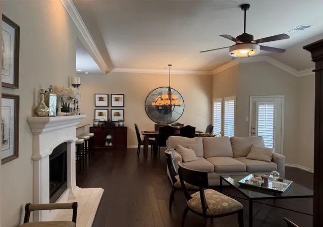 Photo 3 of Single family home for sale at 9724 Bell Rock Rd, Frisco, TX 75035 | MLS# 21351691 | Listing updated on 2026-09-09