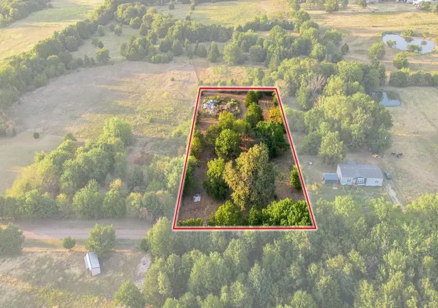 Photo 3 of Land for sale at 117 W Pecan St, Ravenna, TX 75476 | MLS# 21375605 | Listing updated on 2026-09-09
