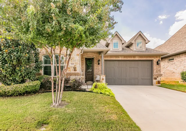 Photo 2 of Single family home for sale at 313 Elkhorn Trl, Keller, TX 76248 | MLS# 21372421 | Listing updated on 2026-10-07